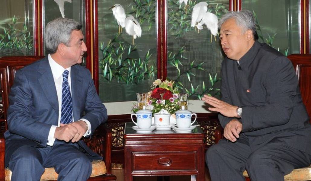 5796fb774d8094565ef3a2e0e3018788