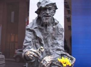 Карабала сменил адрес