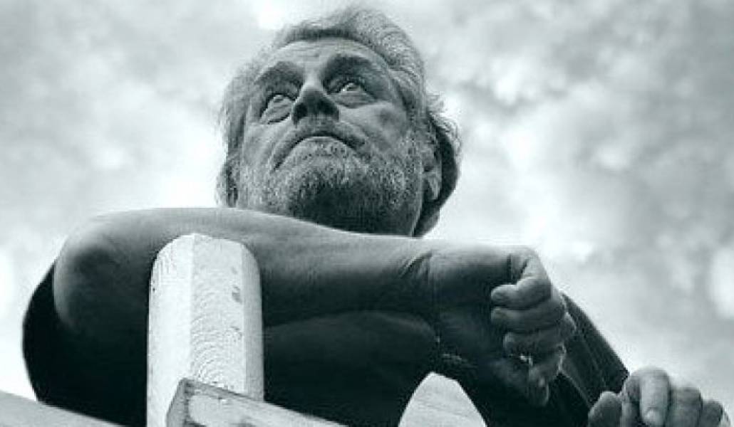 51b5b1645be4e99371f33cf082460898