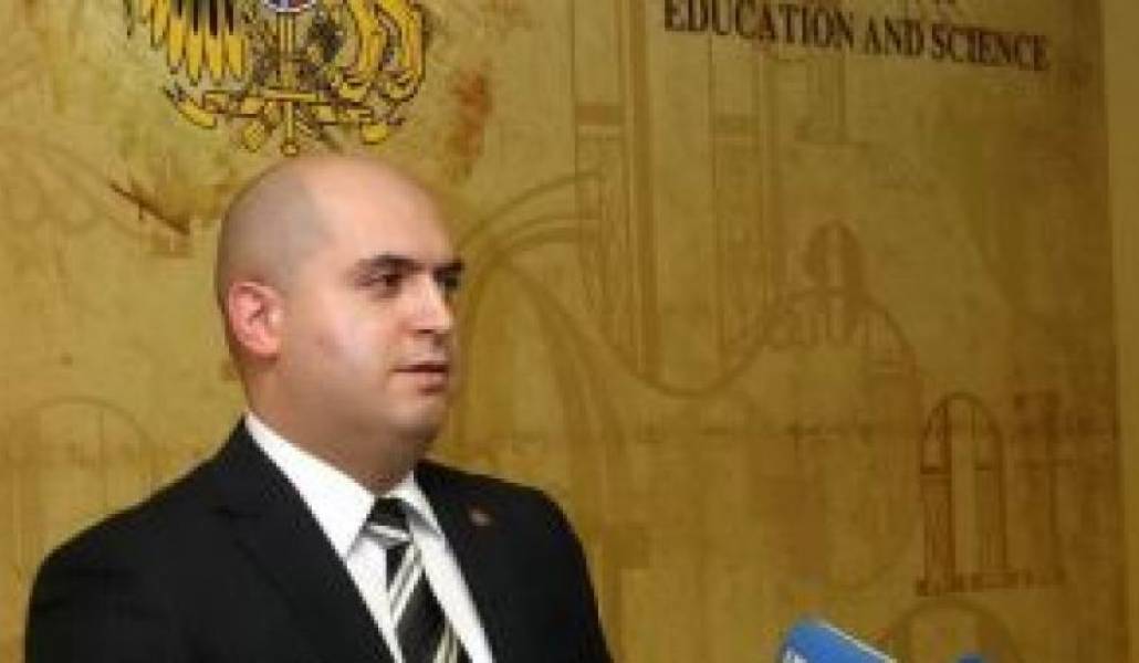 68d05d5a2973e9ff42eed4fc196130cb