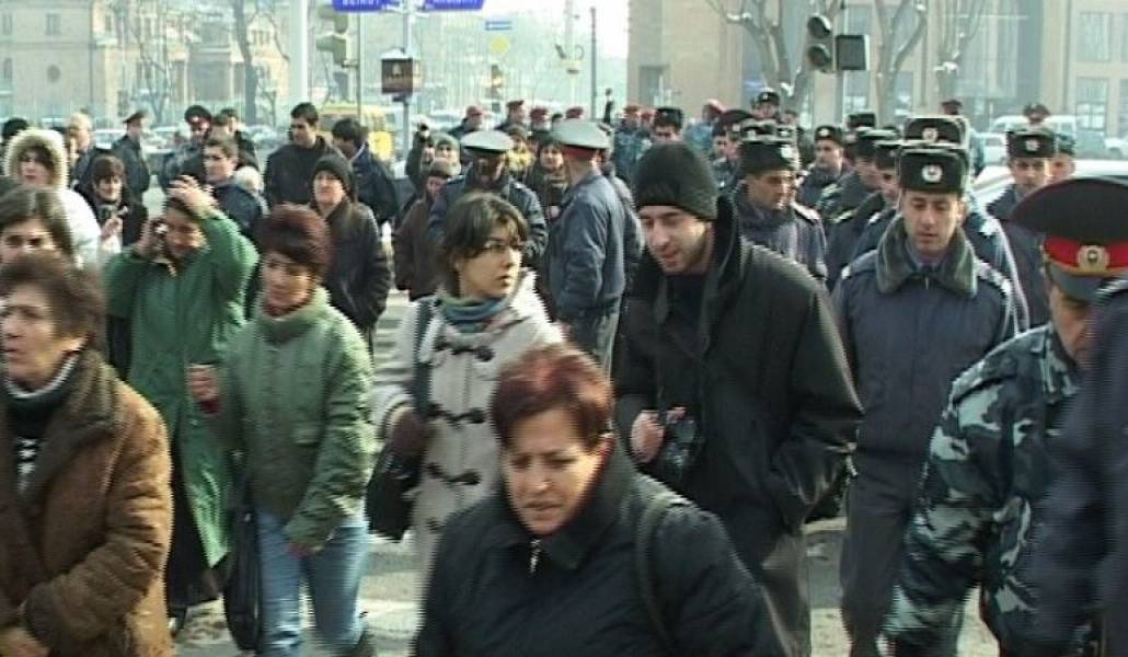 24551de0e84eb8a0b87426f8a1a7d4a4