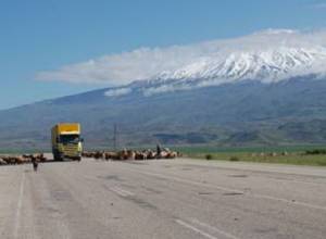 Угрожают перекрыть трассу
