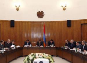 В РА отмечают 15-летие ОМС