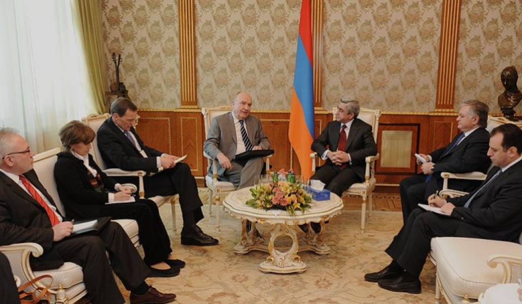 98cfb23f476c6c88f4a62b3a4d03e8be