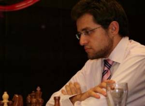 Левон Аронян разгромил Гашимова