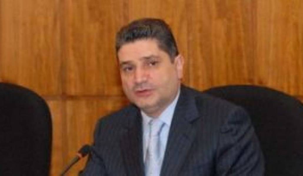 ebadd9d7862fb374ebfc12b63fe3f17b