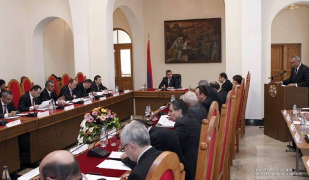 f725ea3c5d4e6c05eef879821ce98584