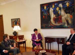 Обсуждение с баронессой