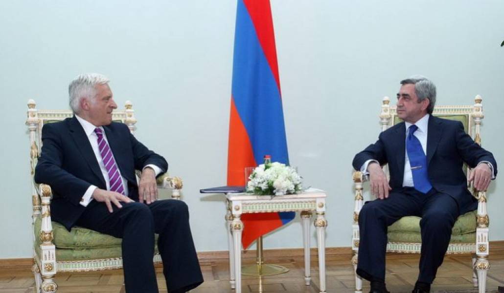 b79740c1c7f41f8970ac0b556d8ea77e