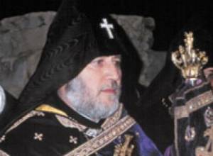 Католикос встретился с родителями Чахаляна