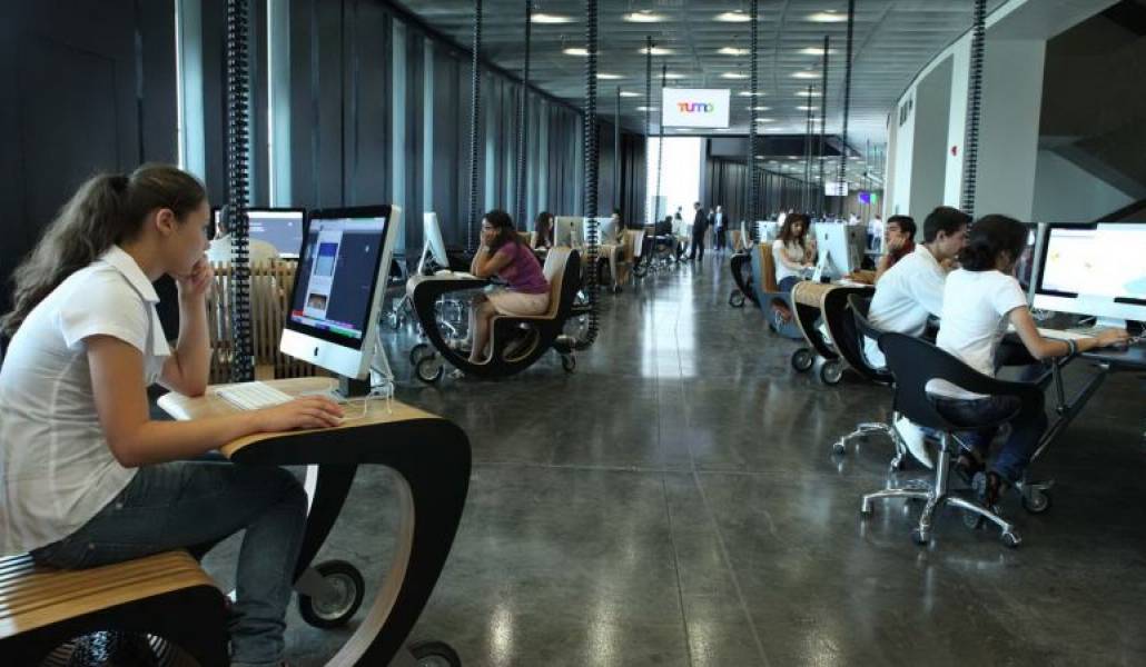 fb29d637af9090f8c3ec2e23b5390b25