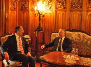 Министры обменялись протоколами