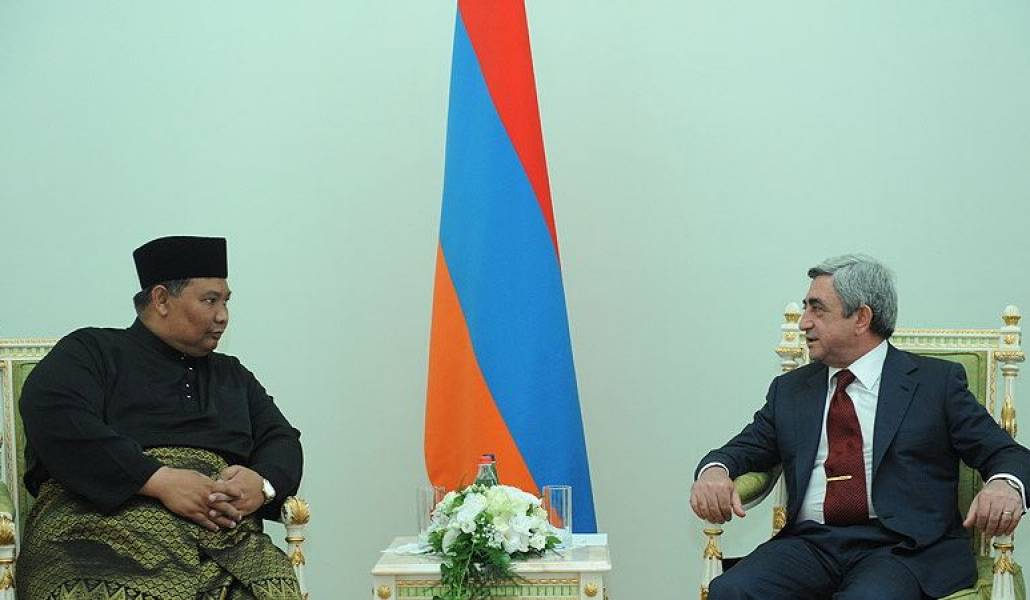 5b26078605d0a1805dff387f7bff5d7a