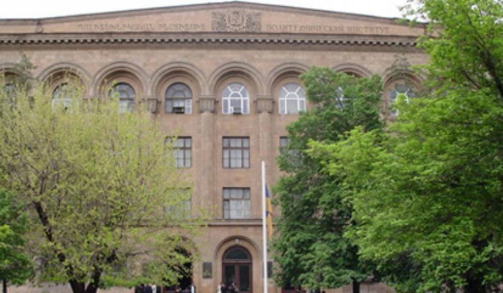 94768aa733513a36cb216c38f04b6141