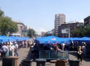 По рынку ходят переодетые чиновники