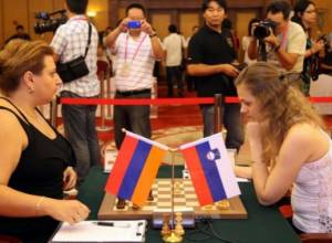 Элина Даниелян проиграла