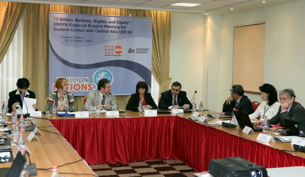 683893e8443bad4caf7ffd68fc310935