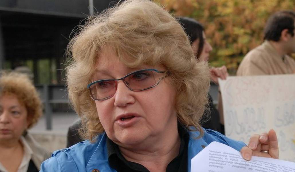 db2966d35978fa201a908e54f44c6695