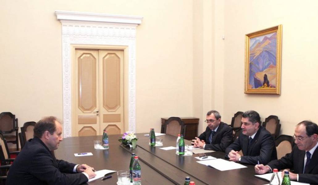 f91100d923758a4794858e2e0578fc24