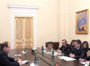 Российский сопредседатель - в правительстве