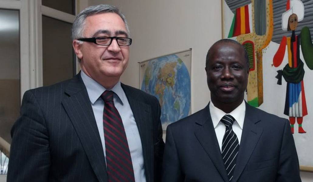 e0351ab276da1678657a48f2e873bd05