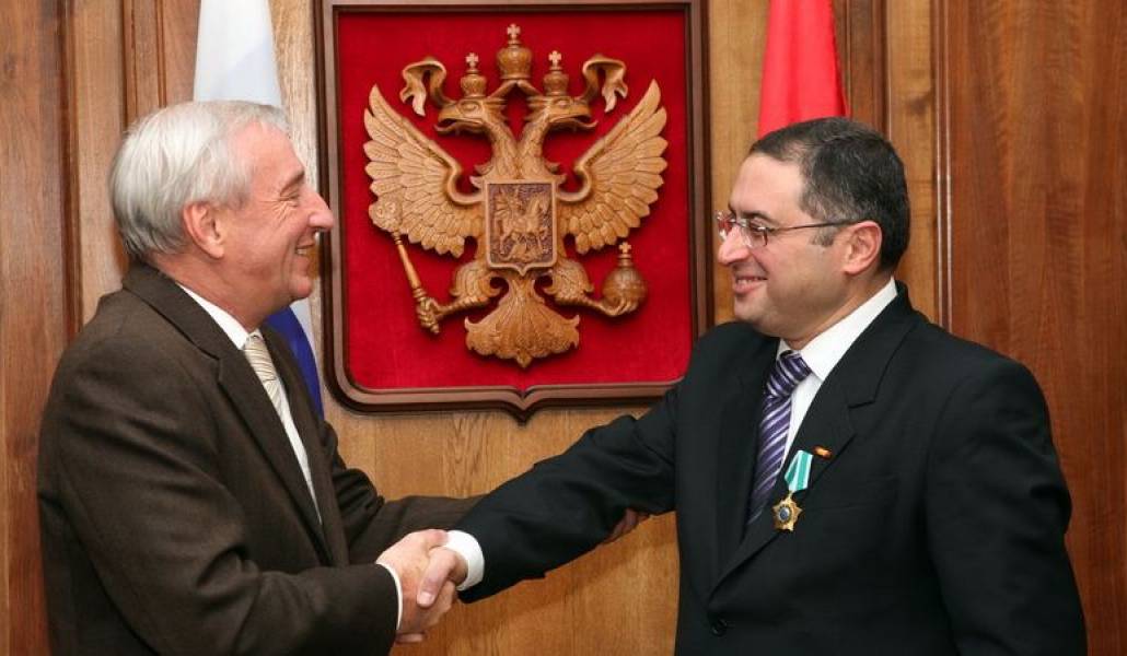 244d2cfca2be03aa7e4cc28d5a9fdb90