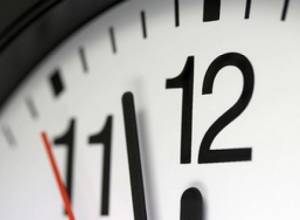 Стрелки часов больше не будут переводить