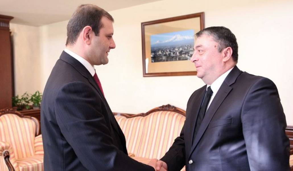 d8972a1b1551abe781e53a5ff3a1bd9e