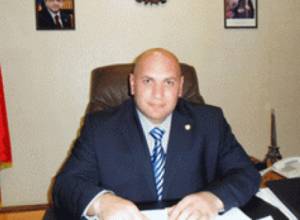 Главу административного округа не уволят