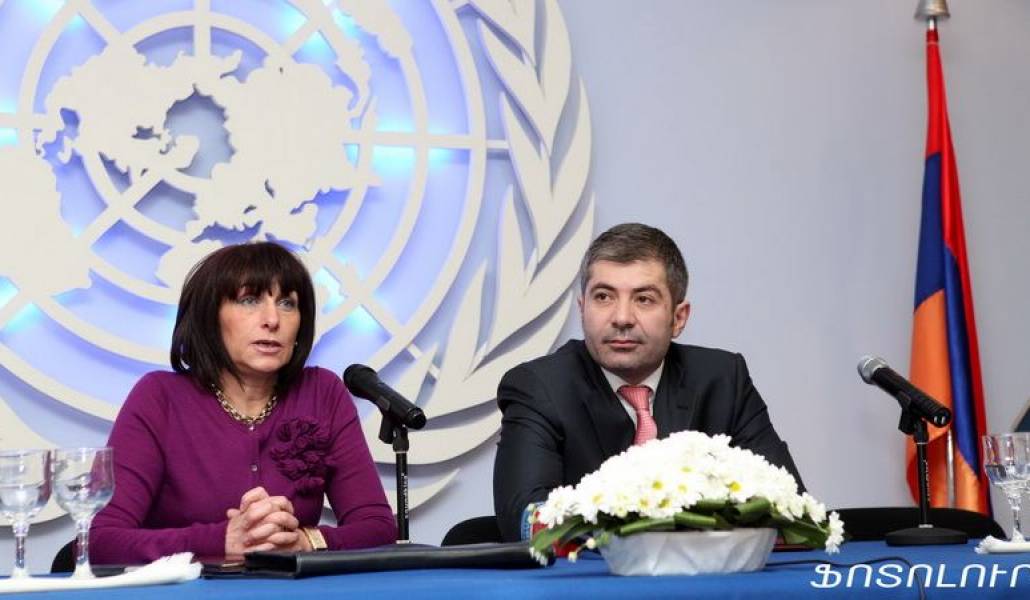 fb1f5a1f8094b74a7274e2e350ebd8c7