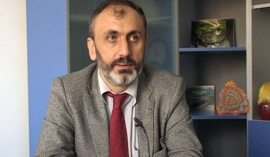 ae558f9338f8743aeaa80f2e982e883c