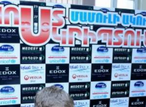 В 12:00 в прямом эфире "А1+"