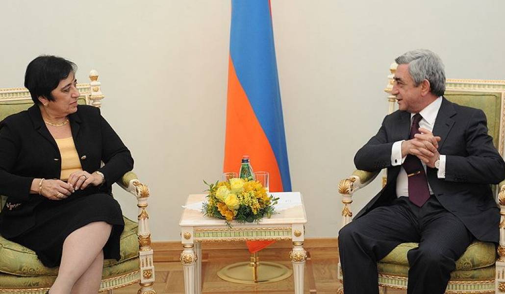 37e12642f2a3988a15a6fefb52e38b8d