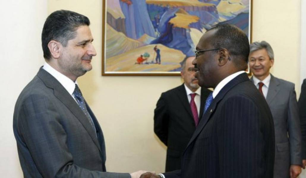 6e7f1ee957ec706e61884600206d28e3