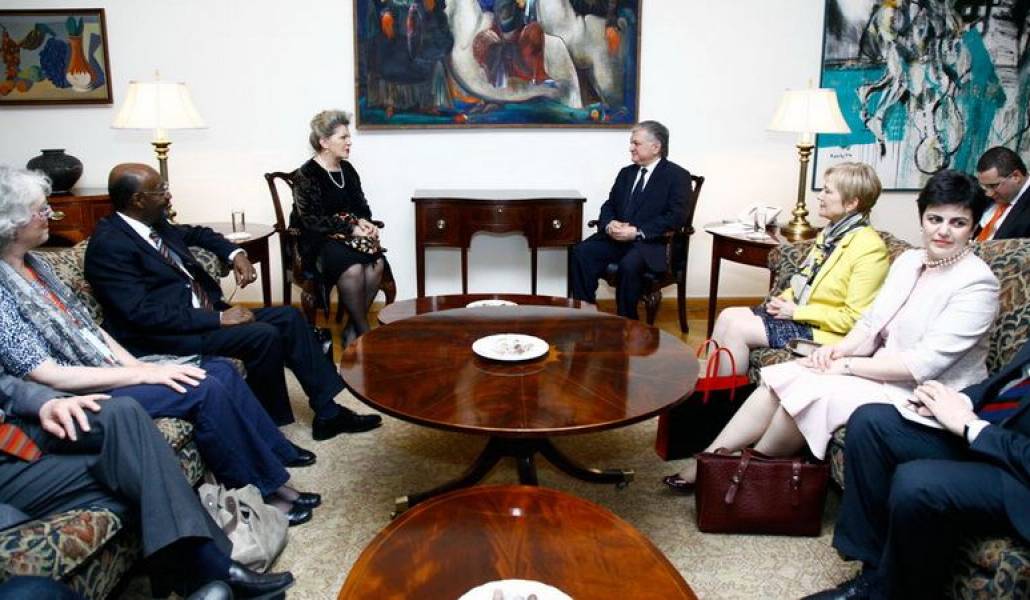 ca2ca655e4f9474e8a2801629af31309