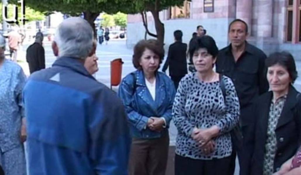 d0b11d51fdfe57fb30b1dd510184b40d