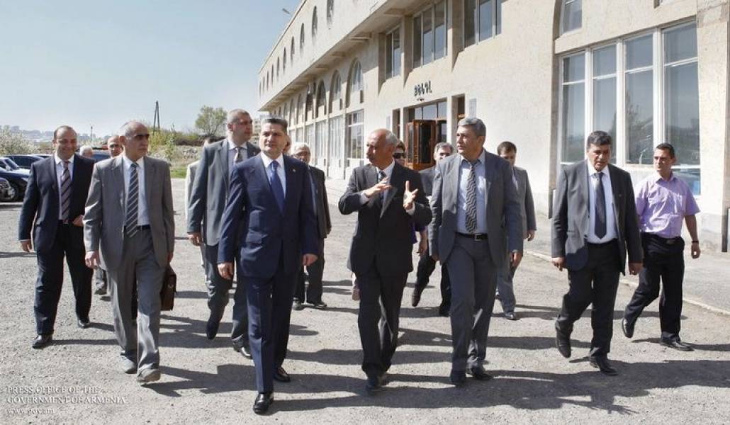 2448213c4a764acaed9b125d8586fbc5