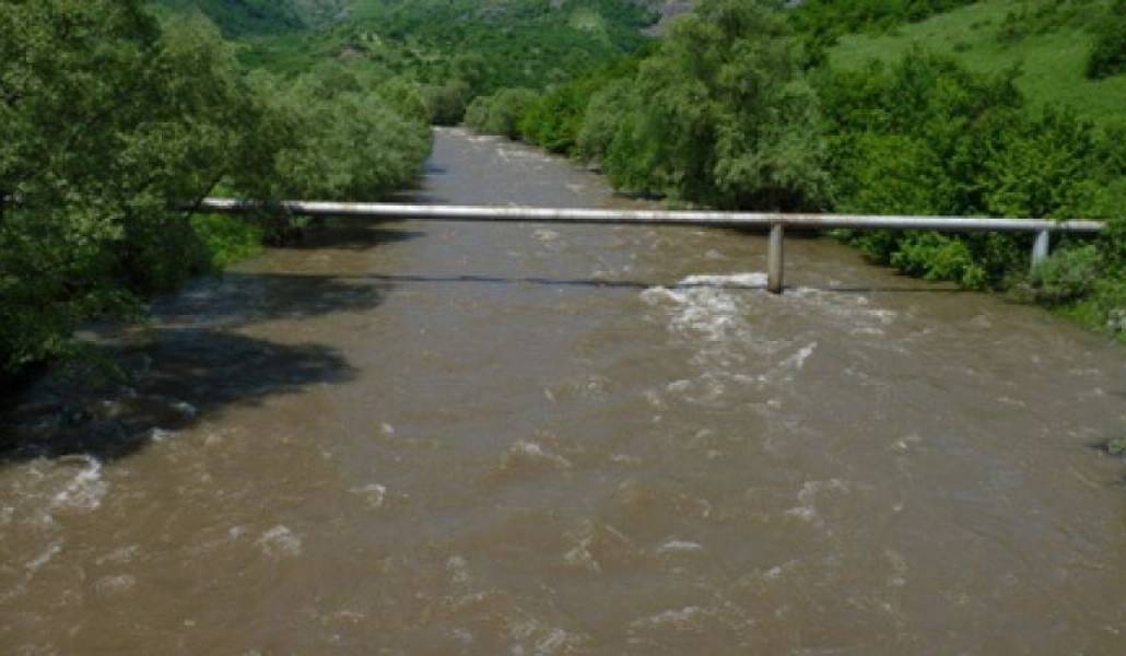 57506ec48df2eed1b5ad1841adc9a2e0