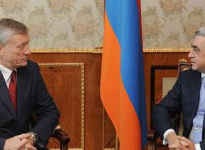 Бордюжа  в резиденции Президента