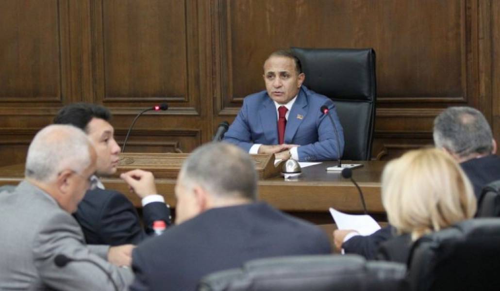 1b457d18ee8c544fe9be7fb4c831710f