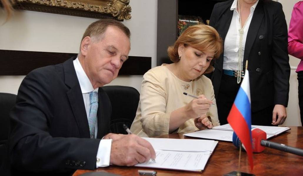 025f5c84c0cc9a92c06e3cd3017caed8