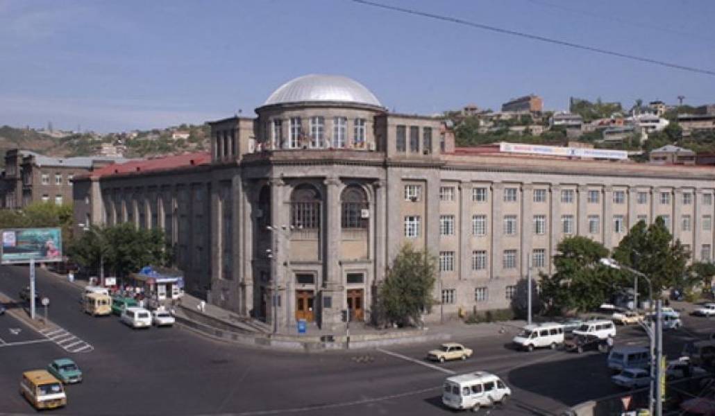 409af14746ac3b82ef6adbf4256e9a6b