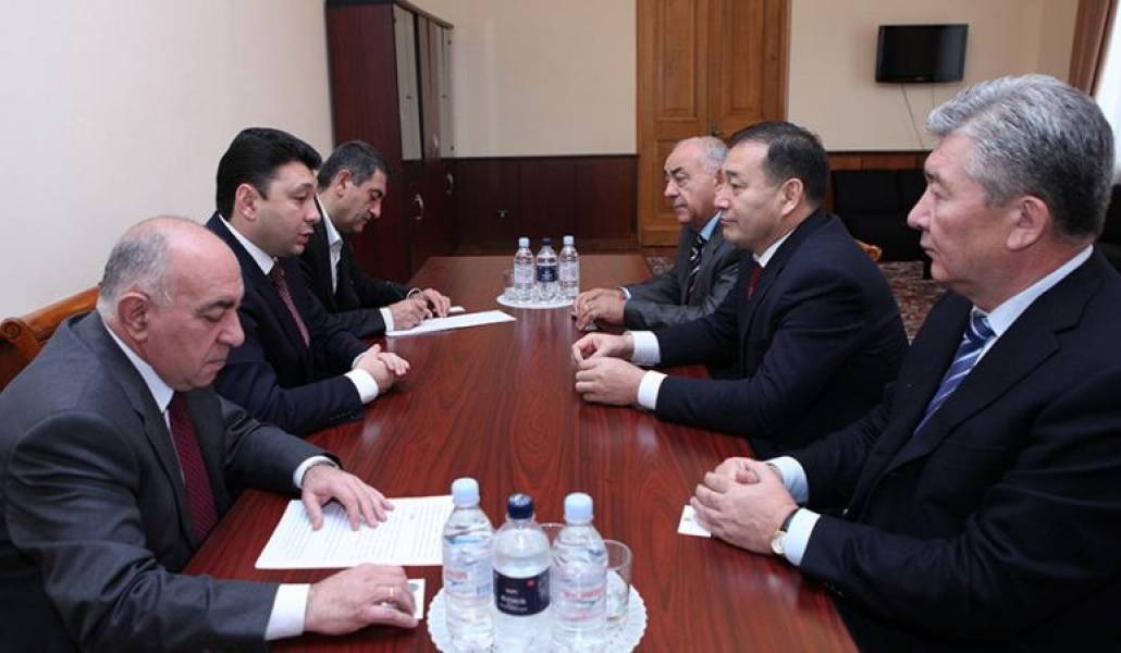 6896d8e973f7fdb629e5505daf81c49d