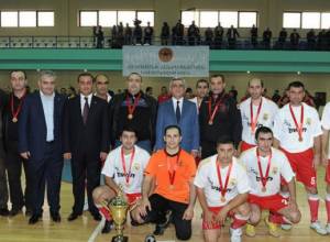 Саргсян присутствовал на футболе