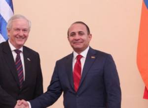 Овик Абраамян принял Хорхе Оррико