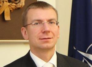 Глава МИД Латвии посетит Армению