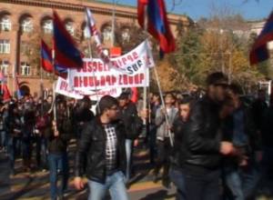 Студенты требуют скидки