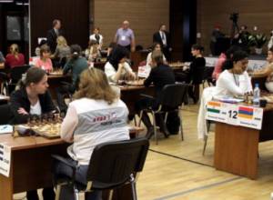 Элина Даниелян сыграла вничью