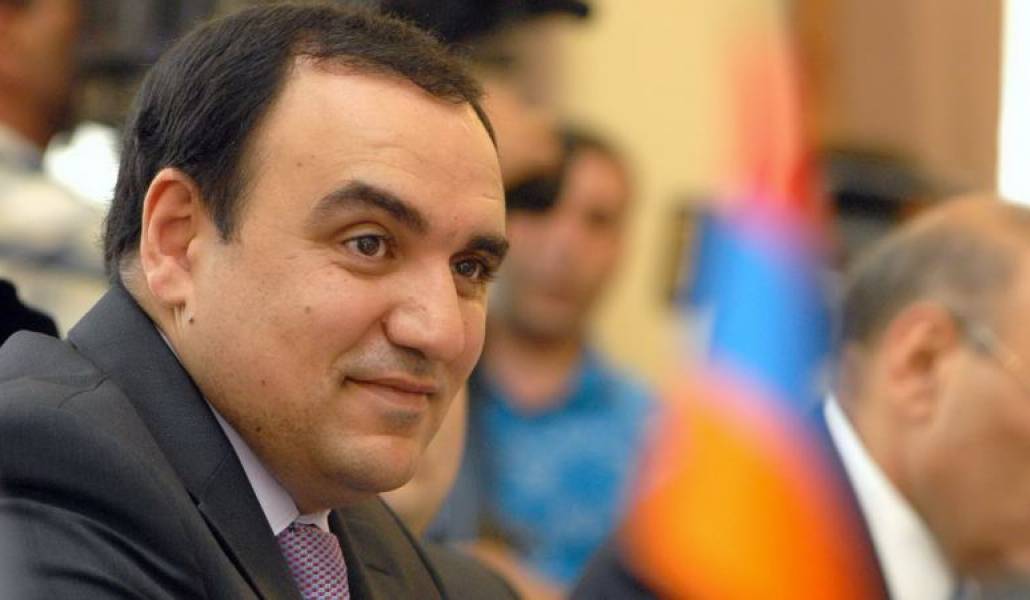 e859c0b33cb0c3e5e1bcd7135c18a50f