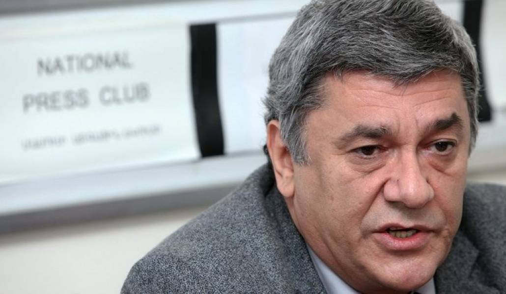 fe7566a752975396736cd128fa84fdee